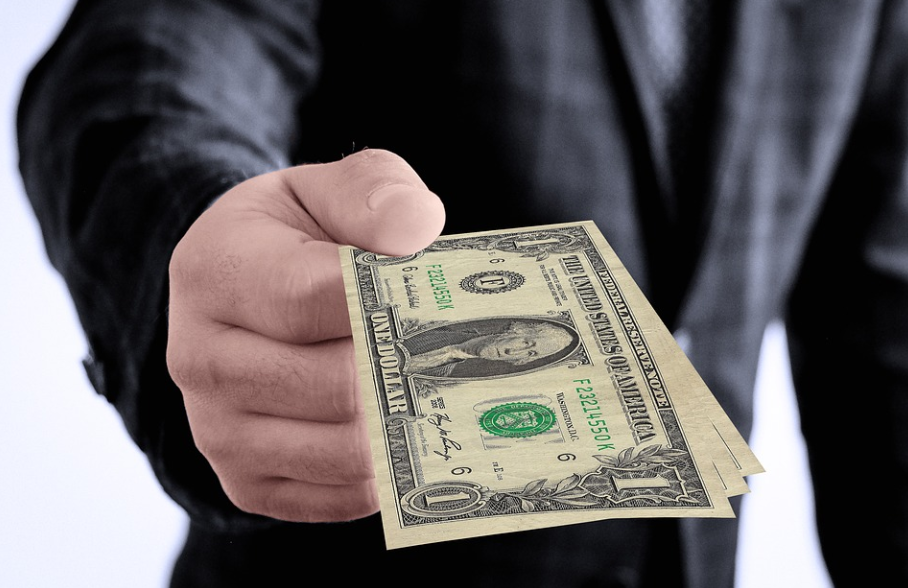 hand dollars